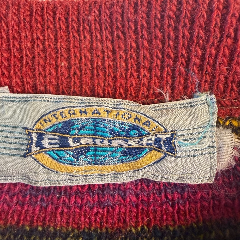 Vintage Wool Red Blue Yellow Fair Isle Classic Knit Crew Neck Sweater - Picture 4 of 6